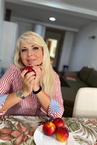 Stunning Ukrainian woman svetlana from kiev with Blonde hair age 59 photo-11