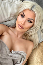 Ukranian bride lyudmila from kharkov with Blonde hair age 40 photo-2