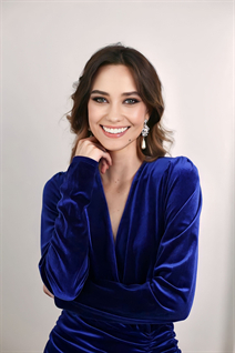 Épouse d'Ukraine elizaveta de kyiv avec Brunette cheveux, âge 26