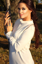 Ukrainian single woman irina from poltava with Dark Brown hair age 37 photo-1