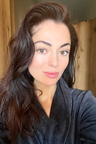 Date Ukrainian women yaryna from lviv with Dark Brown hair age 35 photo-11