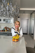 Pretty girl tatiana from new york with Blonde hair age 55 photo-2