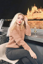 Modelo ucraniana oksana de cherkassy con pelo Rubio y edad 33 photo-4