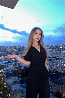 Wife from Ukraine anastasiia from kyiv with Blonde hair age 35