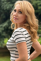 Date ukrainian tatiana from dnepr with Blonde hair age 51 photo-17