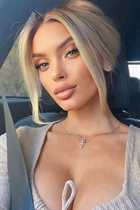 Marrying a moldovan woman masha from kishinev with Blonde hair age 31 photo-1