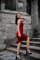 Ukrainian woman online karina from lviv with Dark Brown hair age 27 photo-3