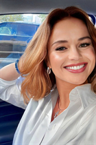 rome mariée elena avec Chatain clairs cheveux, âge 46 photo-8