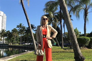 Mariée de miami olga avec Blond cheveux, âge 54 photo-9