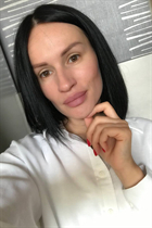 Mariée d'Ukraine elena de montreal avec Brunette cheveux, âge 41 photo-1