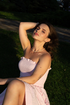 Dating a ukrainian girl daryna from kiev with Light Brown hair age 26 photo-2