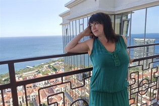 Ukrainian lady natalia from kiev with Dark Brown hair age 57 photo-26