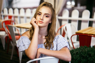 Novia de Ucrania elizaveta de konstantinovka con pelo Marrón claro y edad 26 photo-7