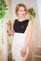 Femme ukrainienne en ligne diana de kiev avec Chatain clairs cheveux, âge 55 photo-6