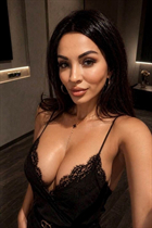 Belles femmes ukrainiennes viktoria de kyiv aux cheveux Brunette, age 40 photo-10