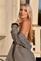 Perfect woman nadiia from tbilisi with Blonde hair age 31 photo-9