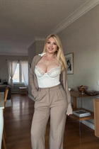 Single Ukrainian lady nataliia from pivdenne with Blonde hair age 46 photo-17