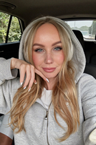 Wife from Ukraine daria from kyiv with Light Brown hair age 35 photo-10