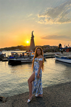 Bride from valencia yulia with Light Brown hair age 40 photo-30