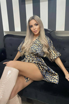 Romanian woman iulia-maria from baia mare with Blonde hair 26 years old photo-5