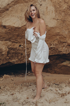 Czech bride anastasiia from praha with Blonde hair 26 years old photo-4