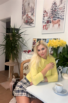 German girl yulia from nürnberg with Blonde hair 48 years old photo-28
