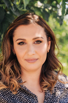 Dating moldovan woman arina from bender with Dark Brown hair age 37 photo-4