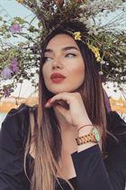 Single Ukrainian bride yevheniia from kyiv with Dark Brown hair age 39 photo-1