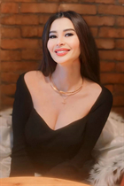 Beautiful woman of ukrainian natalia from odessa with Dark Brown hair age 36 photo-4