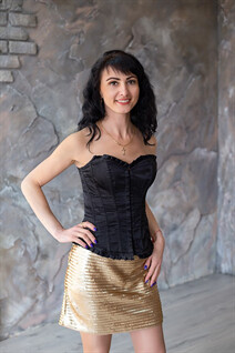 Meet ukraine women lubov from kharkov with Dark Brown hair age 46