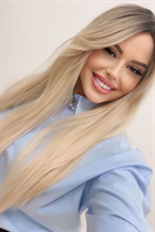 Bride from dubai alevtina with Blonde hair age 47 photo-5