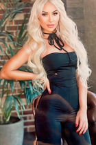 valencia mariée eleonora avec Blond cheveux, âge 46 photo-16