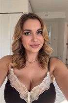 Beautiful Ukrainian bride inna from fastiv with Blonde hair age 37 photo-3