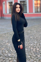 Pretty girl valeria from madrid with Dark Brown hair age 19 photo-14