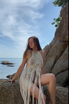 Bride from bangkok alina with Light Brown hair age 28 photo-14