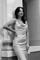 Ukrainian girl alina from odessa with Dark Brown hair age 29 photo-3