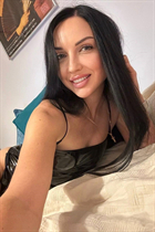 colchester mariée svetlana avec Noirs cheveux, âge 40 photo-1