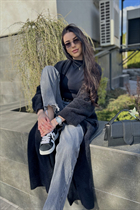 Dating a ukrainian woman mariia from lutsk with Black hair age 20 photo-10