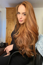 Ukrainian girl inna from kiev with Light Brown hair age 32 photo-9