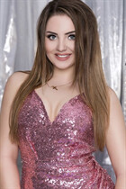 Ukrainian girl marina from ottawa with Light Brown hair age 28 photo-4