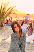 Chica de palermo valeria con pelo Marrón oscuro y edad 31 photo-5