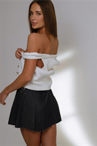 A pretty woman russian elena from moscow with Dark Brown hair age 29 photo-12