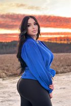 Ukrainian woman anna from lviv with Black hair age 33 photo-13