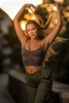 Jolie fille ukrainienne olga-mariia de lviv avec Chatain clairs cheveux, âge 28 photo-8