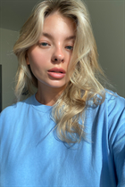 Belle femme ukrainienne oleksandra de odesa aux cheveux Blond, age 27 photo-1