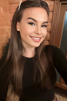 Beautiful Ukrainian woman khrystyna from lvov with Light Brown hair age 21 photo-6