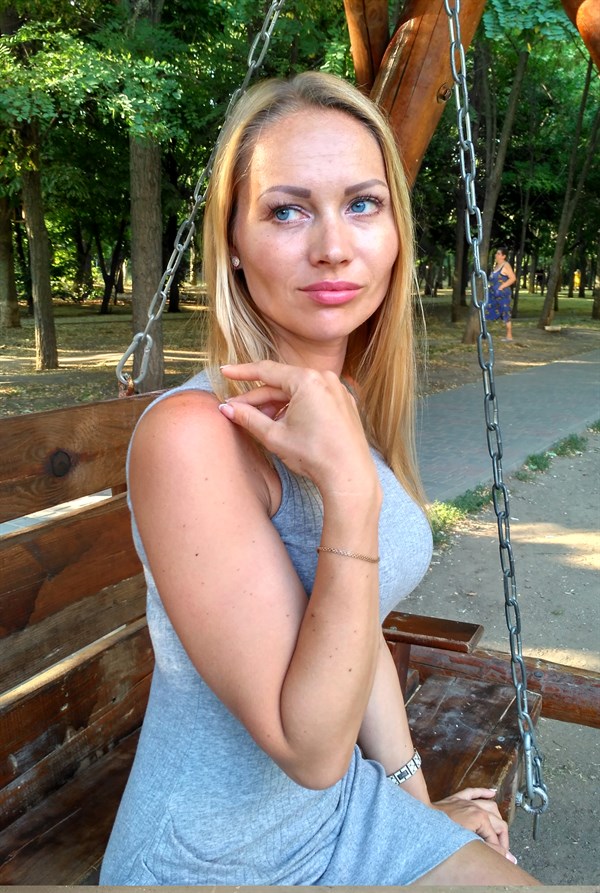 Cute Ivanna 39 Yo From Odessa With Blonde Hair Id 487142 Ladadate