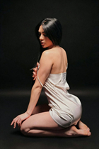 Ukrainian woman for marriage julia from zaporozhye with Black hair age 26 photo-7