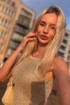 Perfect woman julianna from kiev with Blonde hair age 33 photo-30