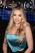 Belle femme bresilienne regina de rio de janeiro avec Blond cheveux 27 ans photo-9